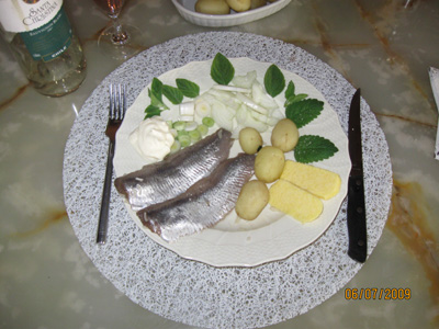 Marinated herring fillets with new Danish potatoes