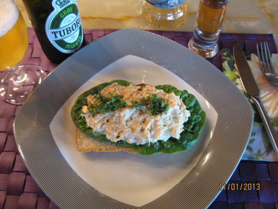 Sea salmon salad made from cod 