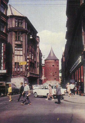 This is what the street scene in Riga 1973 looked like. Valnu iela, a street in the old town of Riga